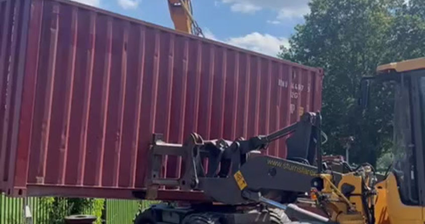 Containers zijn ingepakt :)